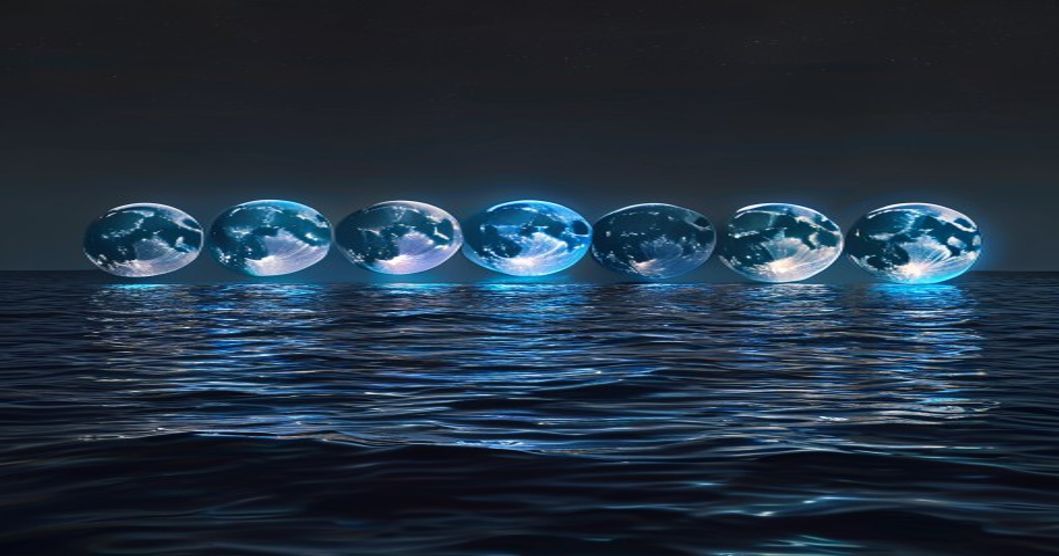 How Does the Moon Cycle Affect Your Mood? Astrology Explained